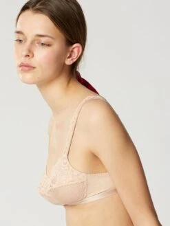 Spitze Softcup-BH GABY Von Maison Lejaby 18 Spitze Softcup-BH GABY Von Maison Lejaby -Amoena Verkaufs-Shop bh puder 13843 gaby maison lejaby 1 2