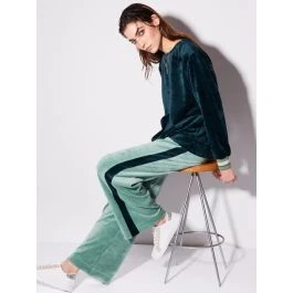 Freizeitanzug NICKI Samt Zweifarbig Grün Von Chiara Fiorini 1 Freizeitanzug NICKI Samt Zweifarbig Grün Von Chiara Fiorini