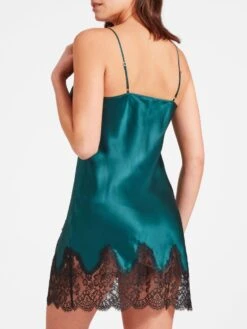 100% Seide Negligé TOI MON AMOUR Klassische Farben Von Aubade 36 100% Seide Negligé TOI MON AMOUR Klassische Farben Von Aubade -Amoena Verkaufs-Shop kleidchen gr n spitze seide toi mon amour qs40 emeraude aubade 3 6 1