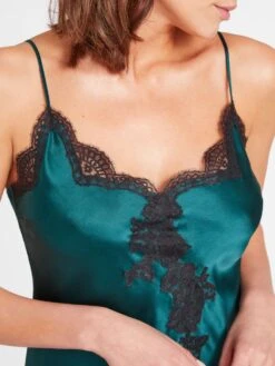 100% Seide Negligé TOI MON AMOUR Klassische Farben Von Aubade 34 100% Seide Negligé TOI MON AMOUR Klassische Farben Von Aubade -Amoena Verkaufs-Shop kleidchen gr n spitze seide toi mon amour qs40 emeraude aubade 4 6 1