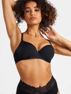 Bügel BH SWEETESSENCE IK Microfaser Mit Spitze Von Aubade -Amoena Verkaufs-Shop microfaser dessous ikc13 noir 3 sweetessence aubade 29 1