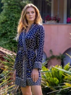 Seidenmix Morgenmantel OLIVIA Tintenblau Von Marjolaine -Amoena Verkaufs-Shop morgenmantel kurz encre 3oli2001 olivia marjolaine