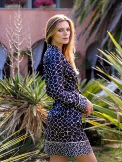 Seidenmix Morgenmantel OLIVIA Tintenblau Von Marjolaine -Amoena Verkaufs-Shop morgenmantel kurz encre 3oli2001 olivia marjolaine 3