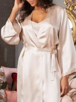 100% Seide Morgenmantel Lang LAURIAN Marjolaine 26 100% Seide Morgenmantel Lang LAURIAN Marjolaine -Amoena Verkaufs-Shop morgenmantel laser laurian soie unie sable marjolaine 8 1