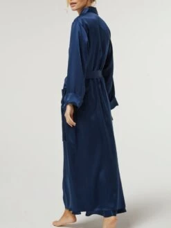 100% Seide Morgenmantel Lang GIGLIOLA Uni Von Vivis 10 100% Seide Morgenmantel Lang GIGLIOLA Uni Von Vivis -Amoena Verkaufs-Shop morgenmantel seide lang v00285 gigliola nachtblau vivis 4 6