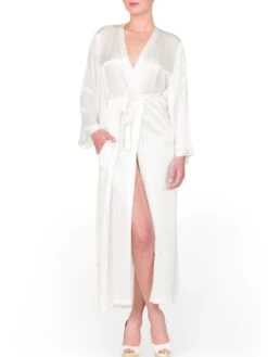 100% Seide Morgenmantel Lang LAURIAN Marjolaine 23 100% Seide Morgenmantel Lang LAURIAN Marjolaine -Amoena Verkaufs-Shop morgenmantel seide laurian naturel marjolaine 8 1