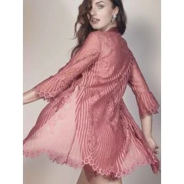 Spitze Morgenmantel JOSEPHINE Von Escora 1 Spitze Morgenmantel JOSEPHINE Von Escora