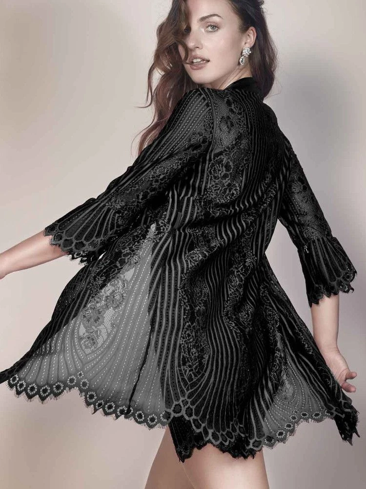 Spitze Morgenmantel JOSEPHINE Von Escora 6 Spitze Morgenmantel JOSEPHINE Von Escora – Bild 6