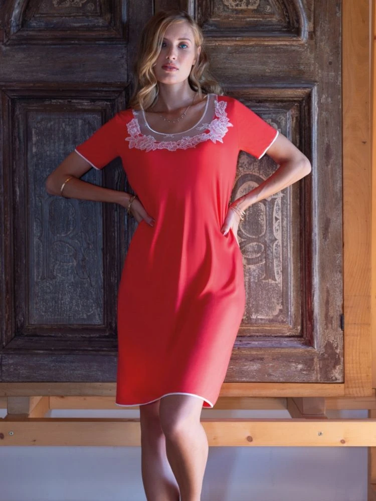 Modal Nachthemd Kurz SUMMER ROSSO No. 3 Korallenrot Von Chiara Fiorini 2 Modal Nachthemd Kurz SUMMER ROSSO No. 3 Korallenrot Von Chiara Fiorini – Bild 2
