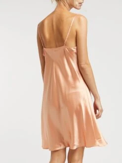 100% Seide Nachthemd CAROLINE Von Vivis -Amoena Verkaufs-Shop nachthemd seide caroline v00003 salmone vivis 2 1