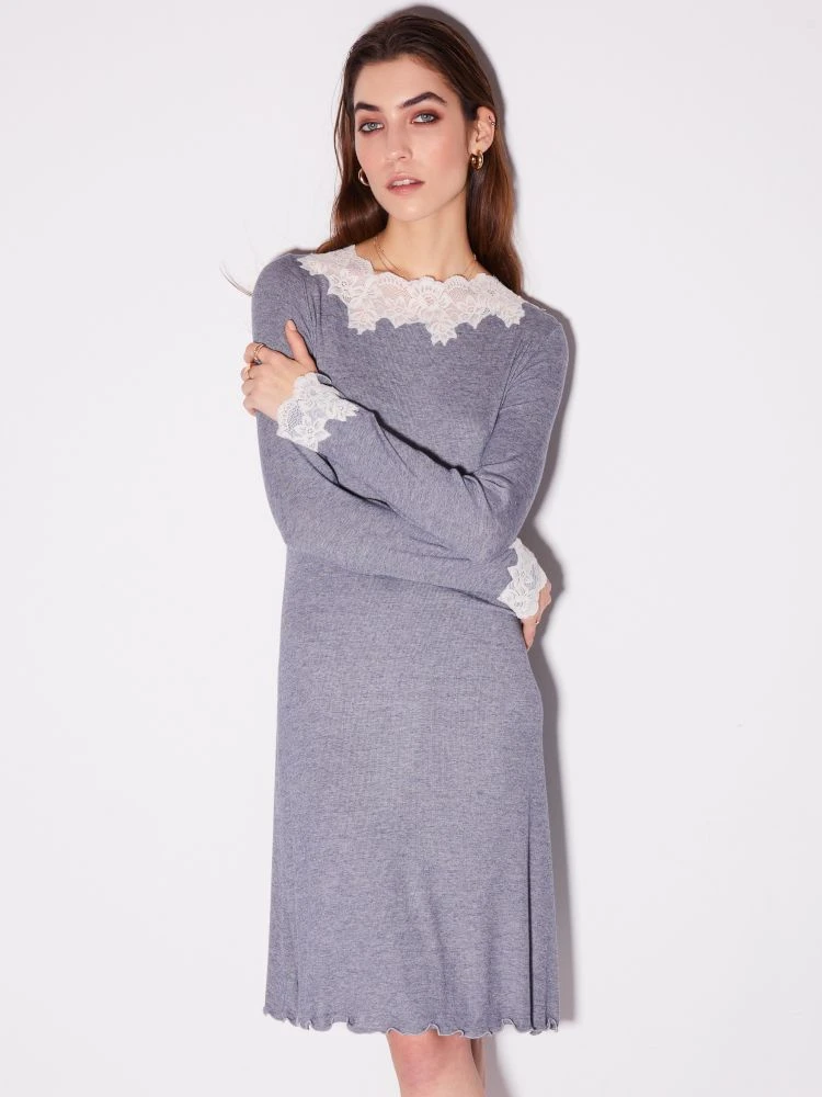 Modal Nachthemd DENIM In Jeansblau Von Chiara Fiorini 2 Modal Nachthemd DENIM In Jeansblau Von Chiara Fiorini – Bild 2