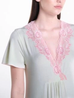 Modal Nachtkleid Wadenlang GERMOGLIO No. 1 Zartgrün Von Verdiani -Amoena Verkaufs-Shop nachtkleid modal zartgruen 4902 verdiani woman 3