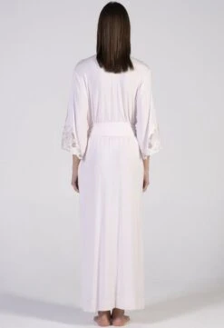 Modal Morgenmantel Lang Mit Spitze Von Verdiani 7 Modal Morgenmantel Lang Mit Spitze Von Verdiani -Amoena Verkaufs-Shop nachtkleid rosa angel 4704 donna verdiani 2