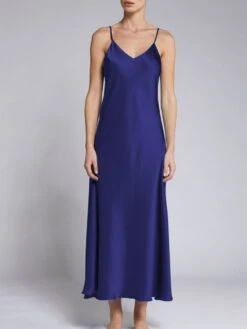 100% Seide Nachtkleid DORINE Von Vivis -Amoena Verkaufs-Shop nachtkleid seide dorine v00006 zaffiro vivis 1