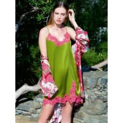 Seide Neglige OLIV Mit Spitze Von Chiara Fiorini
