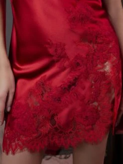 Stretchseide Neglige NINA Exquisit Marjolaine -Amoena Verkaufs-Shop neglige nina cerise rubis 4nin0102 marjolaine 4 1 1