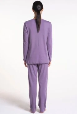 Soft Cotton Pyjama WKND No. 16 Malve Von Verdiani -Amoena Verkaufs-Shop pyjama bio baumwolle malve 3825 weekend verdiani 2