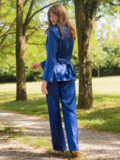 Seidenpyjama SOIE UNIE Von Marjolaine Basic Line -Amoena Verkaufs-Shop pyjama seide soie unie 3soi5533 royalblau marjolaine 1