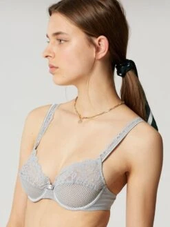 Spitze Vollschalen-BH GABY Von Maison Lejaby -Amoena Verkaufs-Shop schalen bh perlgrau 13833 gaby maison lejaby 1