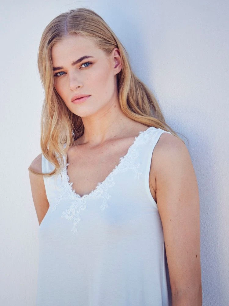 Modal Nachthemd BLU SKY Von Fürstenberg Black Label 4 Modal Nachthemd BLU SKY Von Fürstenberg Black Label – Bild 4