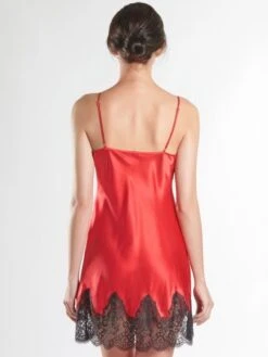 100% Seide Negligé TOI MON AMOUR Klassische Farben Von Aubade 38 100% Seide Negligé TOI MON AMOUR Klassische Farben Von Aubade -Amoena Verkaufs-Shop seide nachthemd ms40 3 rouge passion soie d amour aubade 2 1 1
