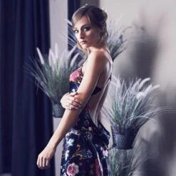 Seidennegligé Lang FIDJI Schwarz Oder Bunt Von Marjolaine -Amoena Verkaufs-Shop seide neglige lang fid3002 floral marjolaine