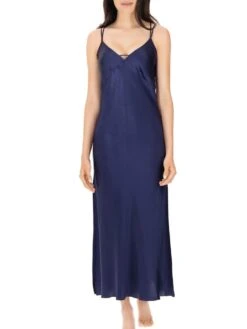 Seidennachthemd / Seidenkleid NEW SEDUCTION Von Luna Di Seta 16 Seidennachthemd / Seidenkleid NEW SEDUCTION Von Luna Di Seta -Amoena Verkaufs-Shop seide neglige new seduction dunkelblau vlst60578 luna di seta 3 1 1