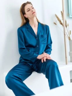 100% Seide Schlafanzug CLASSICO Von Luna Di Seta -Amoena Verkaufs-Shop seidenpyjama damen vlst08007 ocean petrol luna di seta 8 1 1