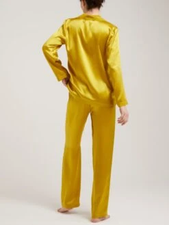 100% Seide Schlafanzug LAILA Klassisch Von Vivis -Amoena Verkaufs-Shop seidenpyjama laila v00009 goldgruen vivis 3 6 1
