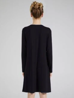 Modal Sleepshirt WKND No. 4 Knielang Schwarz-puder Von Verdiani -Amoena Verkaufs-Shop sleepshirt modal schwarz 3608 verdiani weekend 2