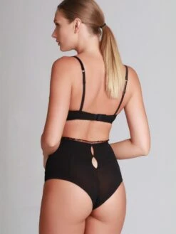 Spitze Balconette-BH Schwarz Von Prelude Milano 7 Spitze Balconette-BH Schwarz Von Prelude Milano -Amoena Verkaufs-Shop spitze bh taillenslip ys258 yd256 schwarz prelude 2