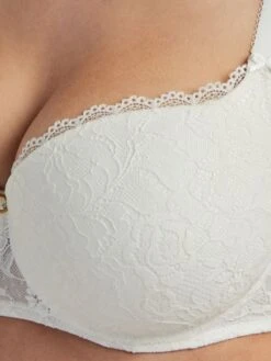 Halbschale BH ROSESSENCE HK Spitze Von Aubade 21 Halbschale BH ROSESSENCE HK Spitze Von Aubade -Amoena Verkaufs-Shop spitze dessous hk04 6 5 opal weiss rosessence aubade 28