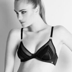 Triangel BH CLANDESTINE Aus Seide Von Millesia -Amoena Verkaufs-Shop triangel bh m6432 cladestine millesia schwarz 1