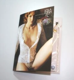 Lola Luna BH SCARLETT BRA Schwarz-türkis 9 Lola Luna BH SCARLETT BRA Schwarz-türkis -Amoena Verkaufs-Shop verpackung lola luna micro string 1 2 1 1 2 1 1